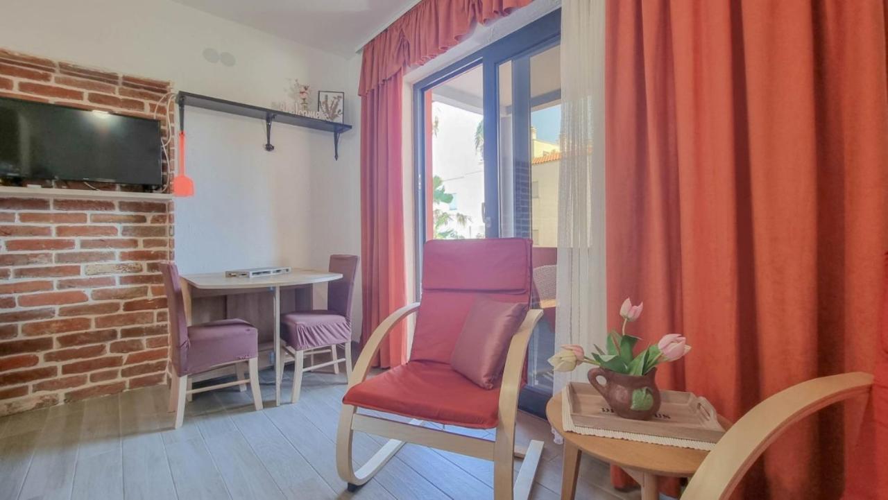 Enio Leilighet Novigrad Istria Eksteriør bilde