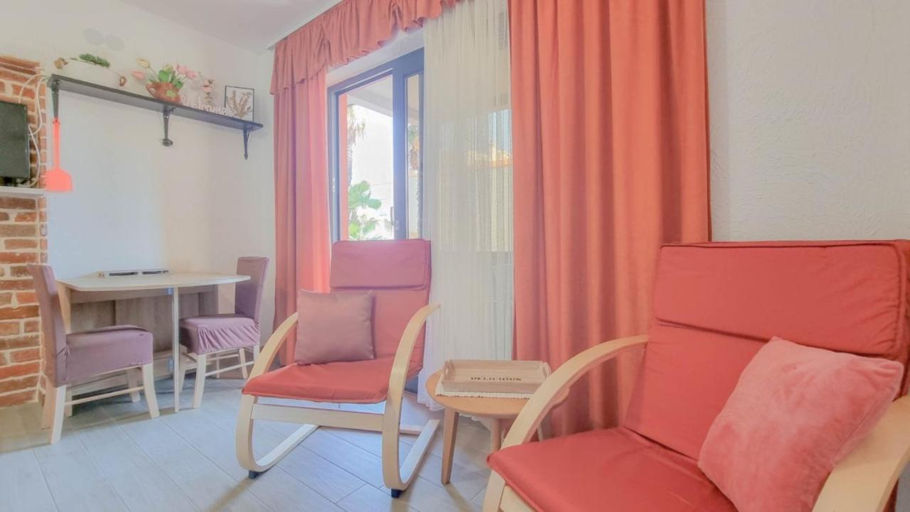 Enio Leilighet Novigrad Istria Eksteriør bilde